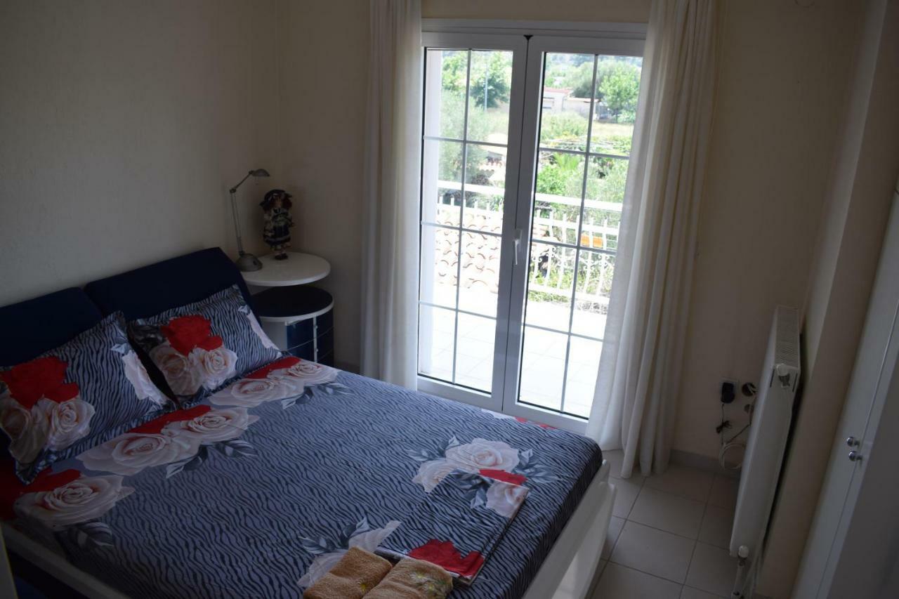 Villa Close To The Beach Ormos Panagias Exterior foto