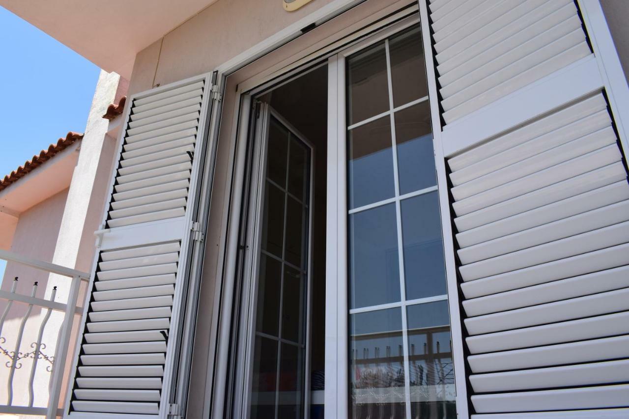 Villa Close To The Beach Ormos Panagias Exterior foto