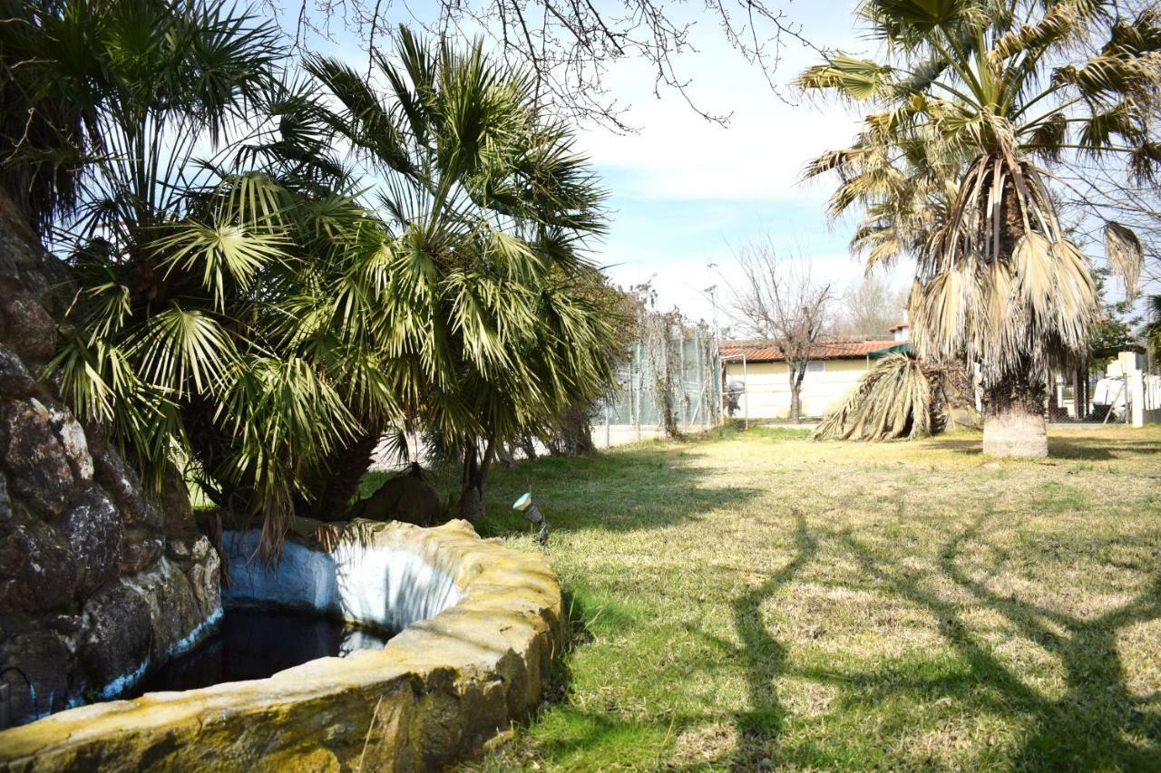 Villa Close To The Beach Ormos Panagias Exterior foto
