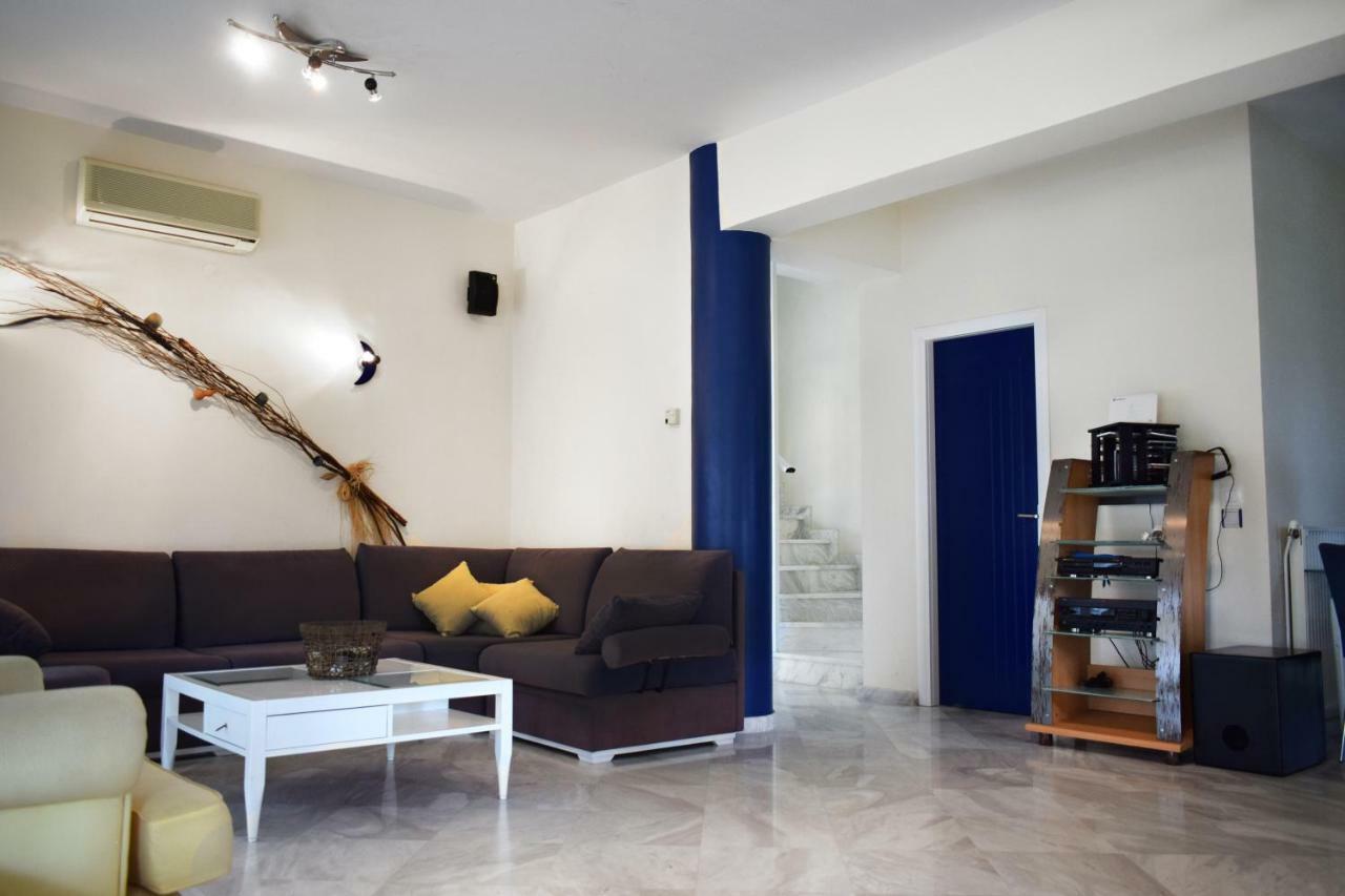 Villa Close To The Beach Ormos Panagias Exterior foto